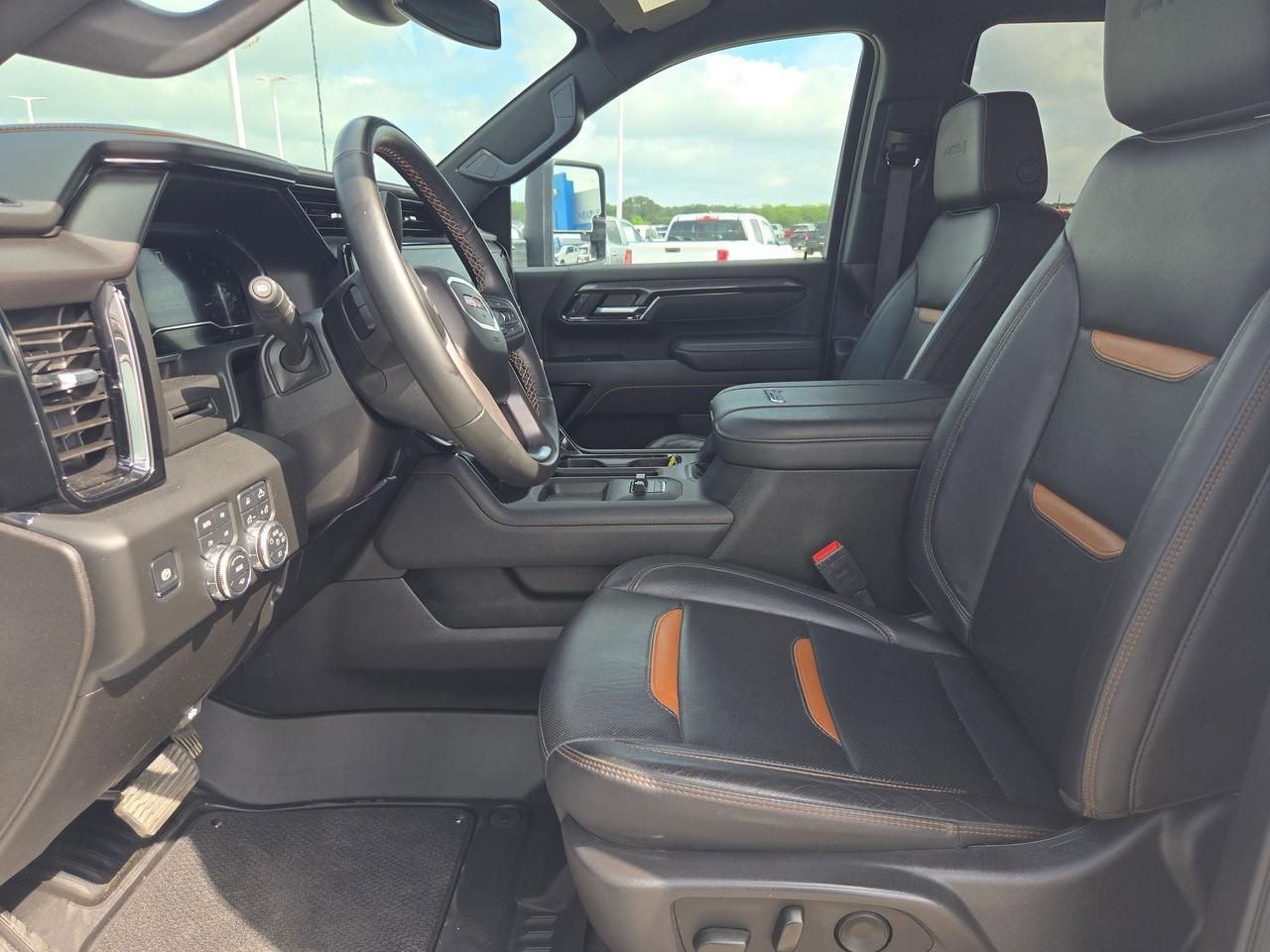 2025 GMC Sierra 2500HD AT4 Castroville TX