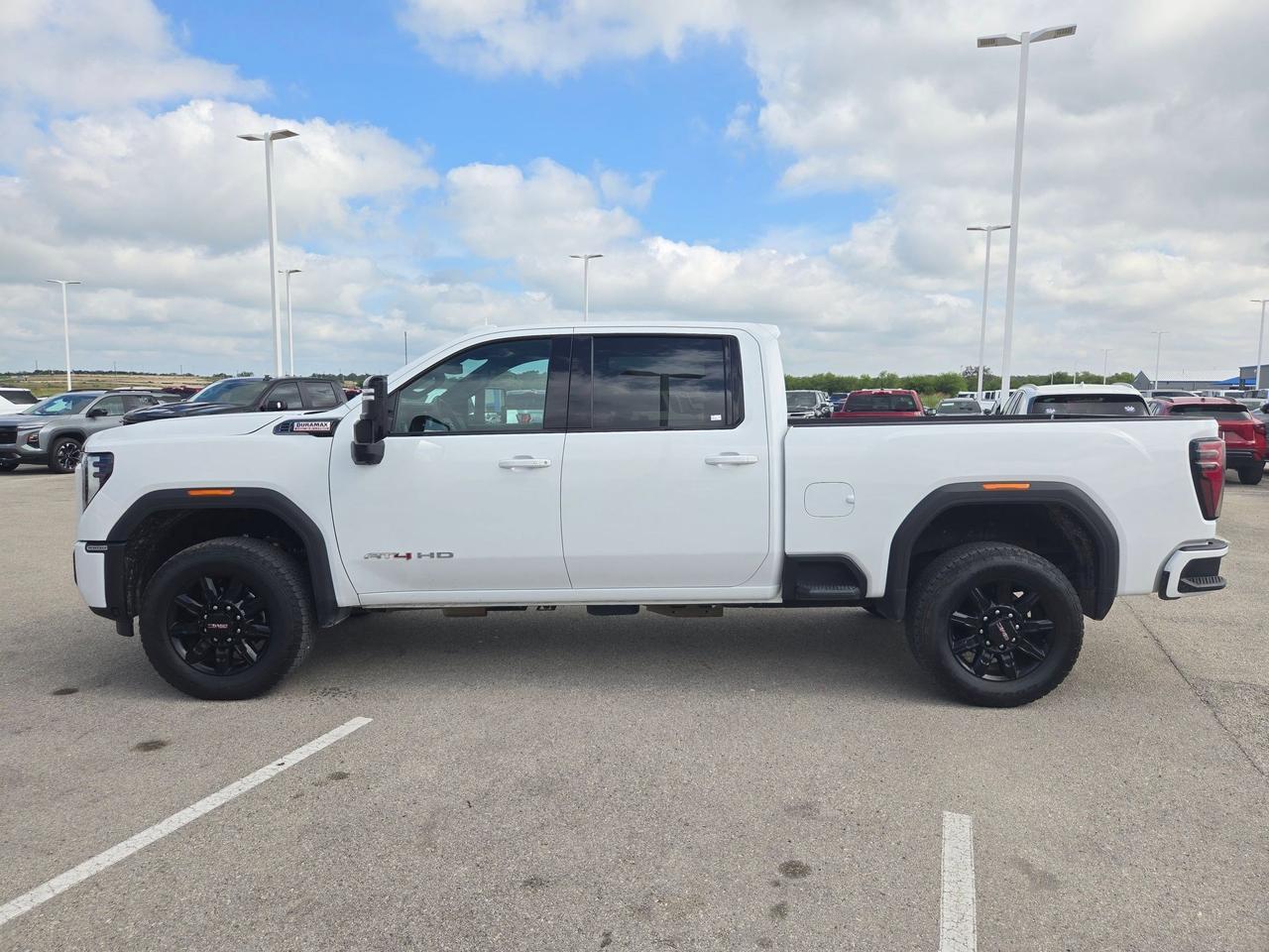 2025 GMC Sierra 2500HD AT4 Castroville TX