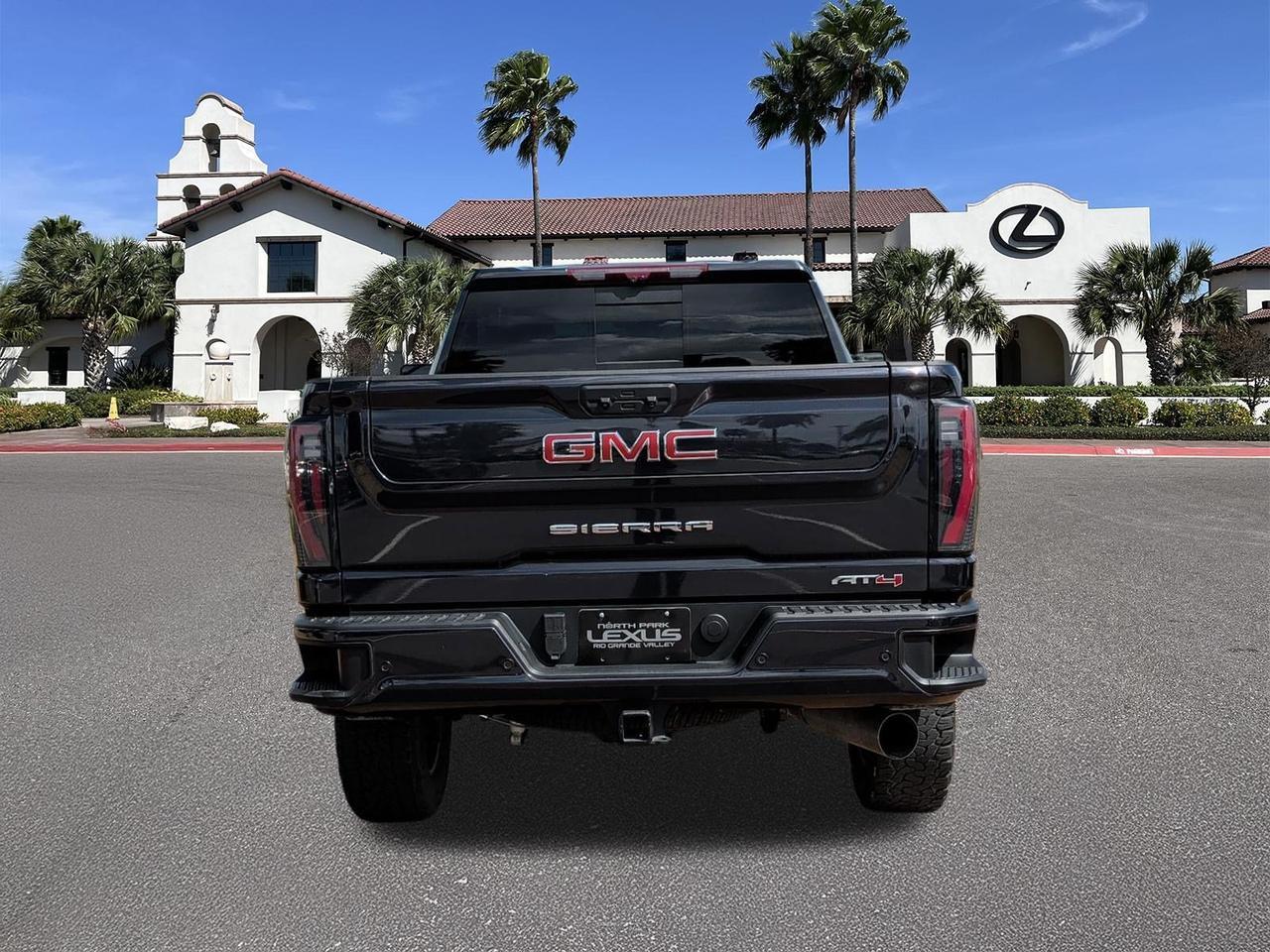 2025 GMC Sierra 2500HD AT4