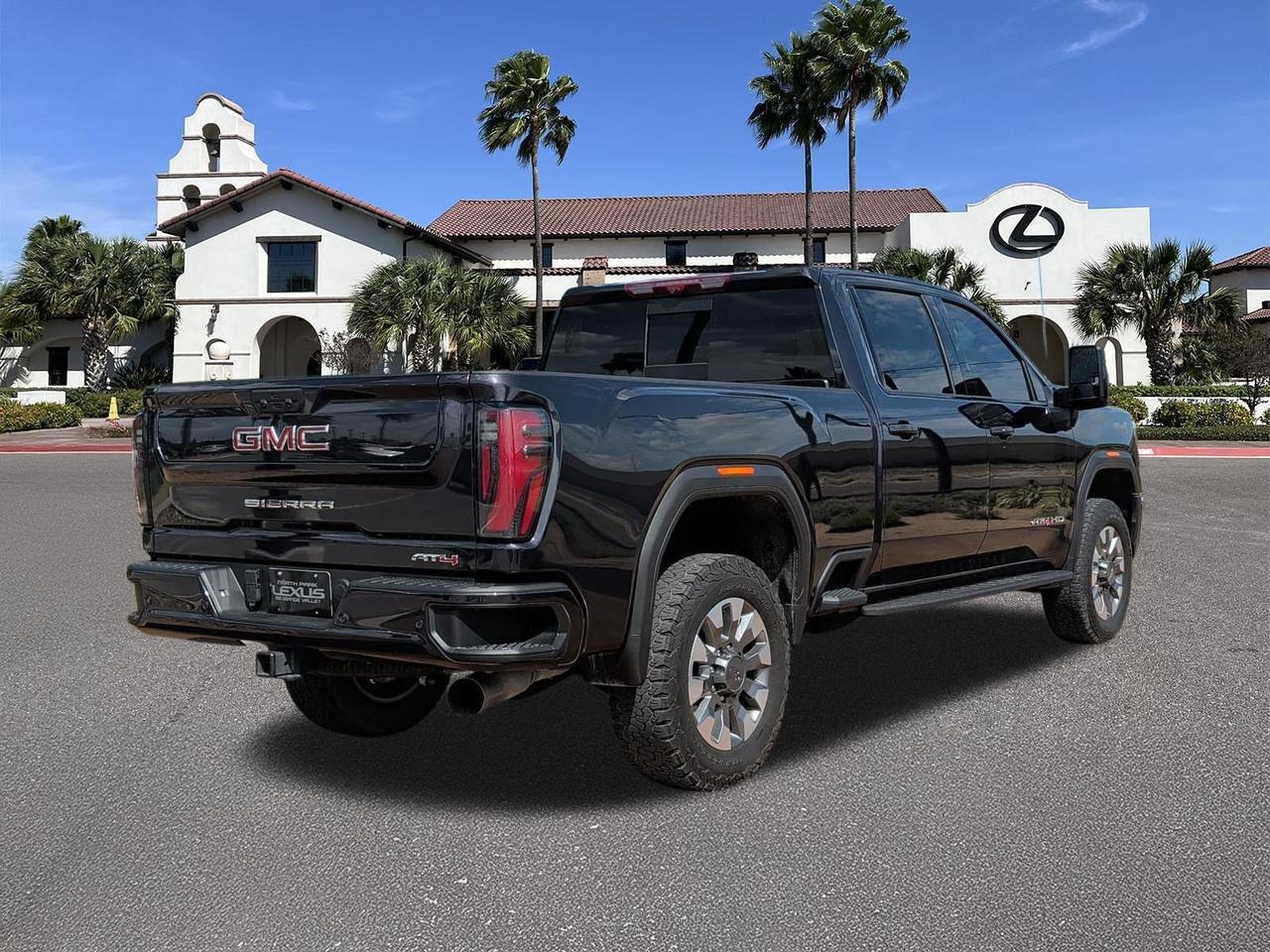 2025 GMC Sierra 2500HD AT4