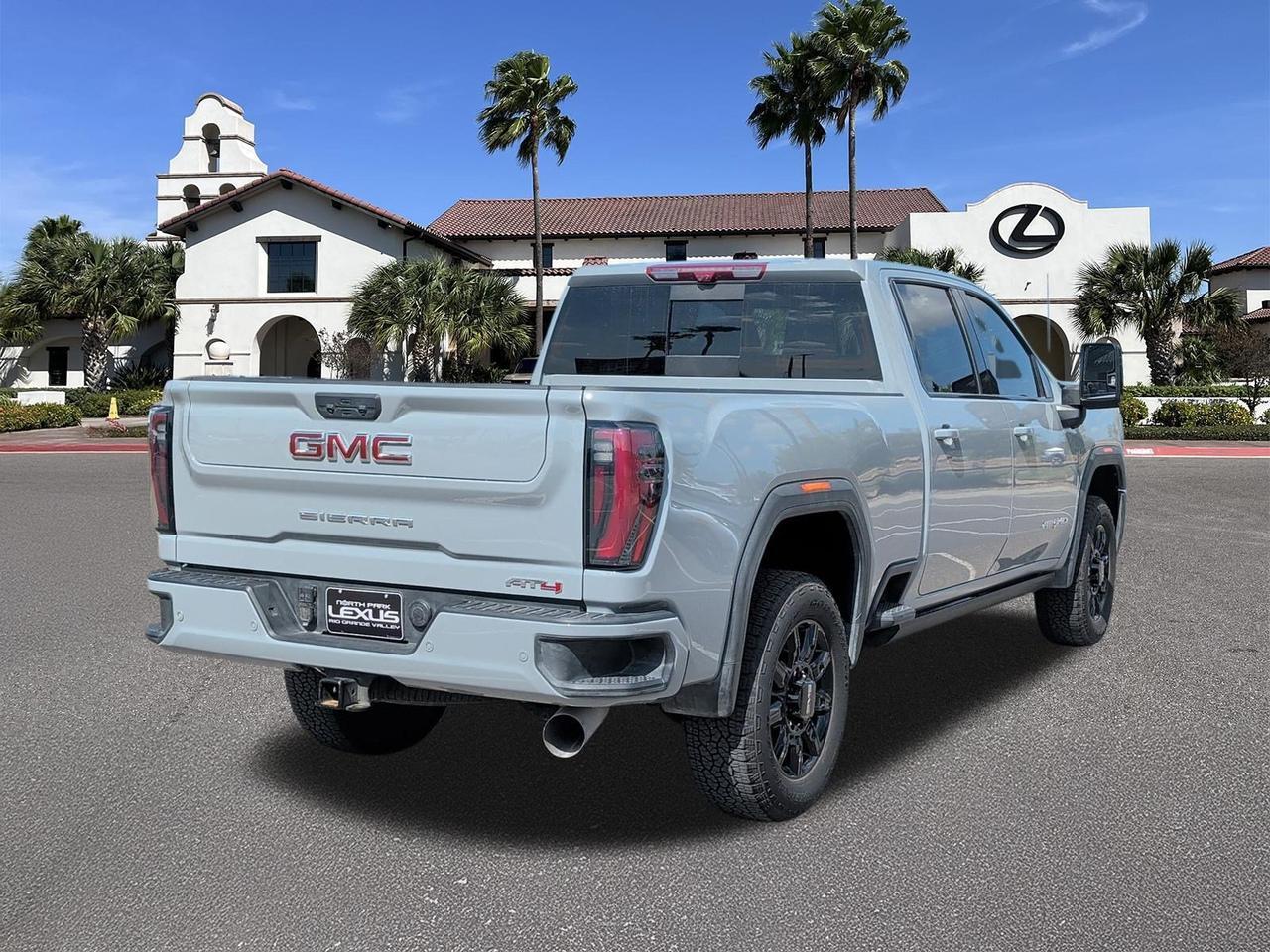 2025 GMC Sierra 2500HD AT4