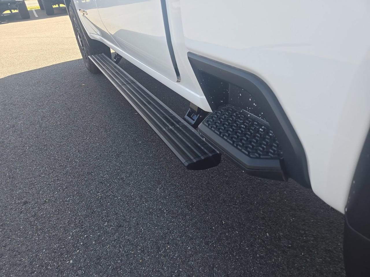 2025 GMC Sierra 2500HD AT4 Fredericksburg VA