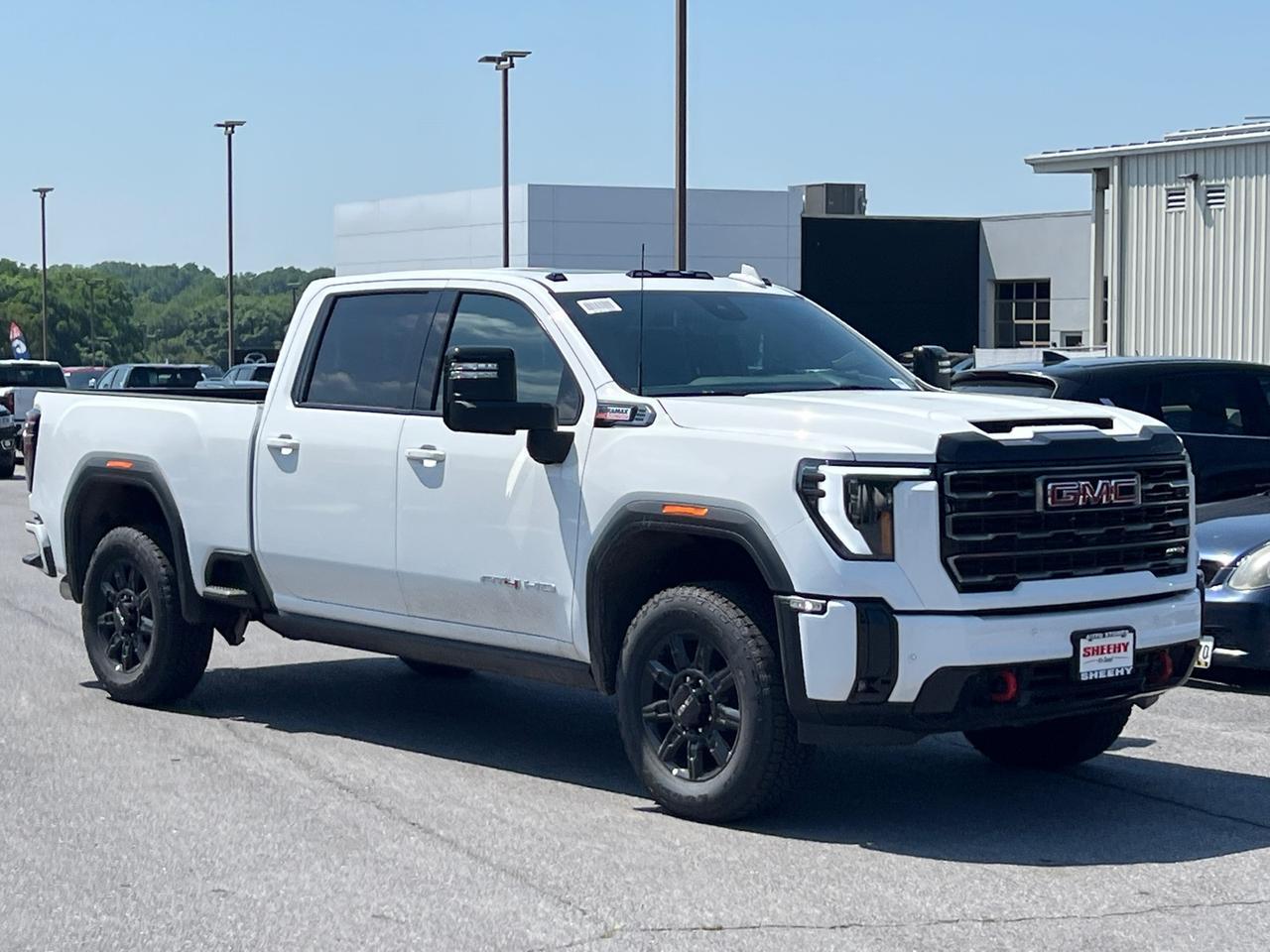 2025 GMC Sierra 2500HD AT4