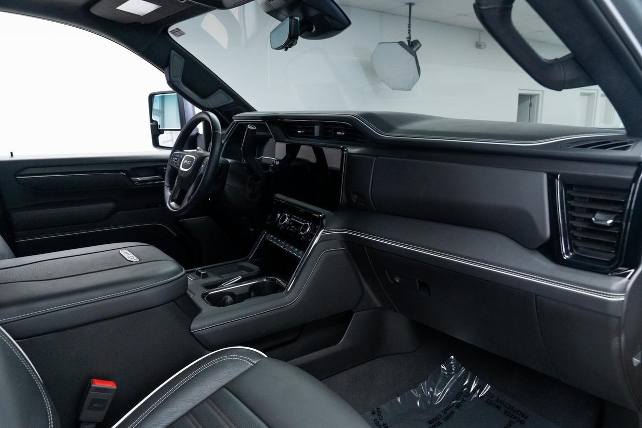 2025 GMC Sierra 2500HD AT4X 1 Owner Vented Seats Bose Audio Portland OR