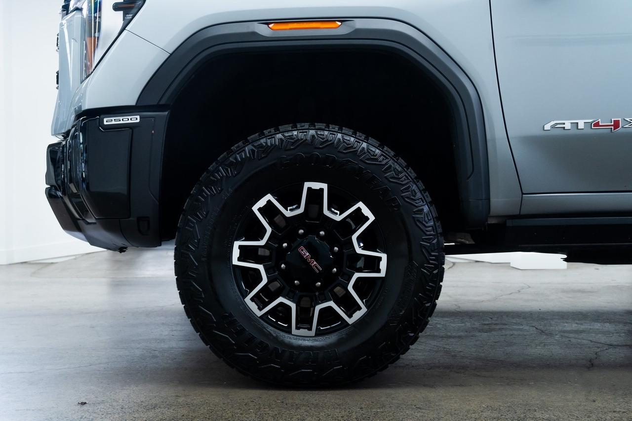 2025 GMC Sierra 2500HD AT4X 1 Owner Vented Seats Bose Audio Portland OR