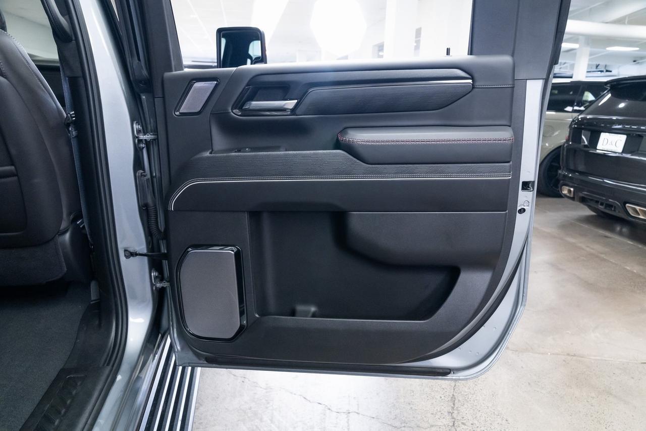 2025 GMC Sierra 2500HD AT4X 1 Owner Vented Seats Bose Audio Portland OR
