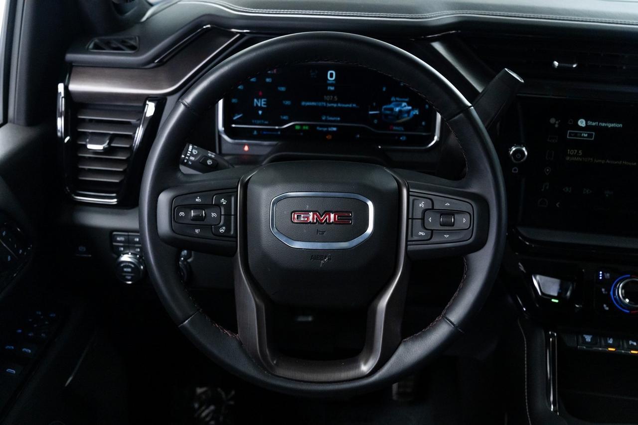 2025 GMC Sierra 2500HD AT4X 1 Owner Vented Seats Bose Audio Portland OR