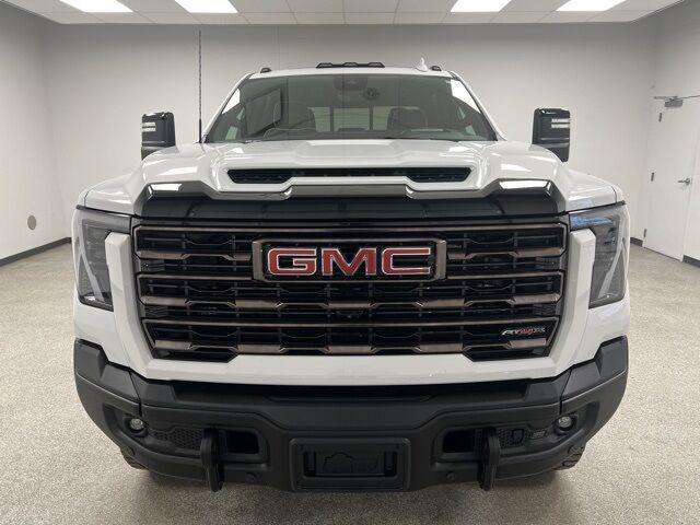 2025 GMC Sierra 2500HD AT4X