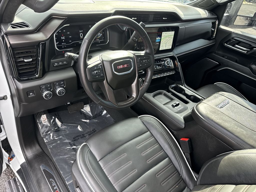 2025 GMC Sierra 2500HD AT4X