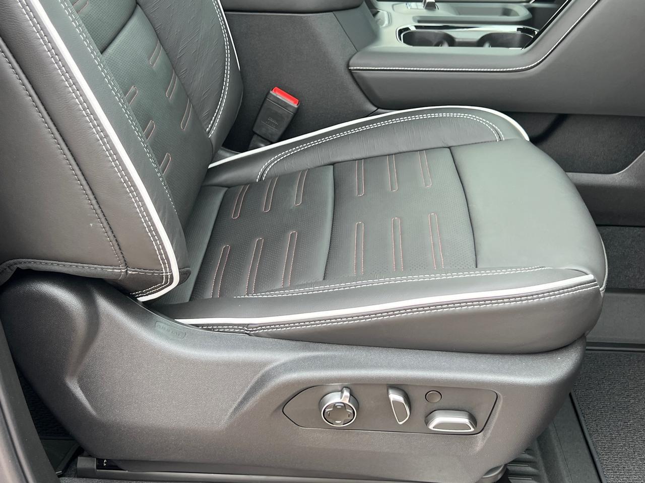 2025 GMC Sierra 2500HD AT4X Hagerstown MD