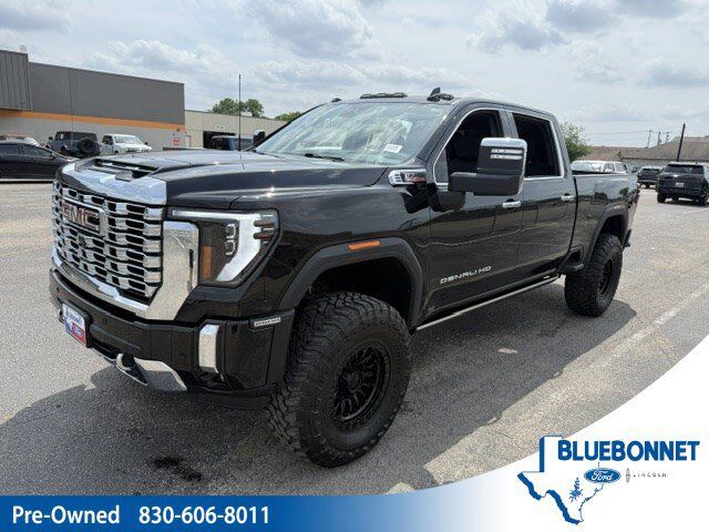 2025 GMC Sierra 2500HD Denali