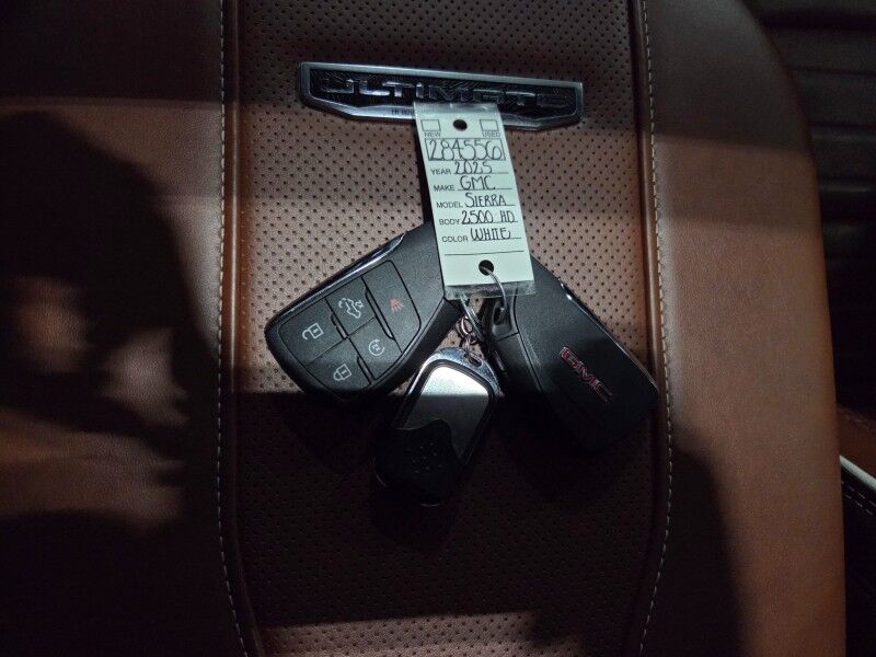 2025 GMC Sierra 2500HD Denali Ultimate Cognito TSO GPS Camera Sunroof 6.6L Duramax Diesel Arlington TX