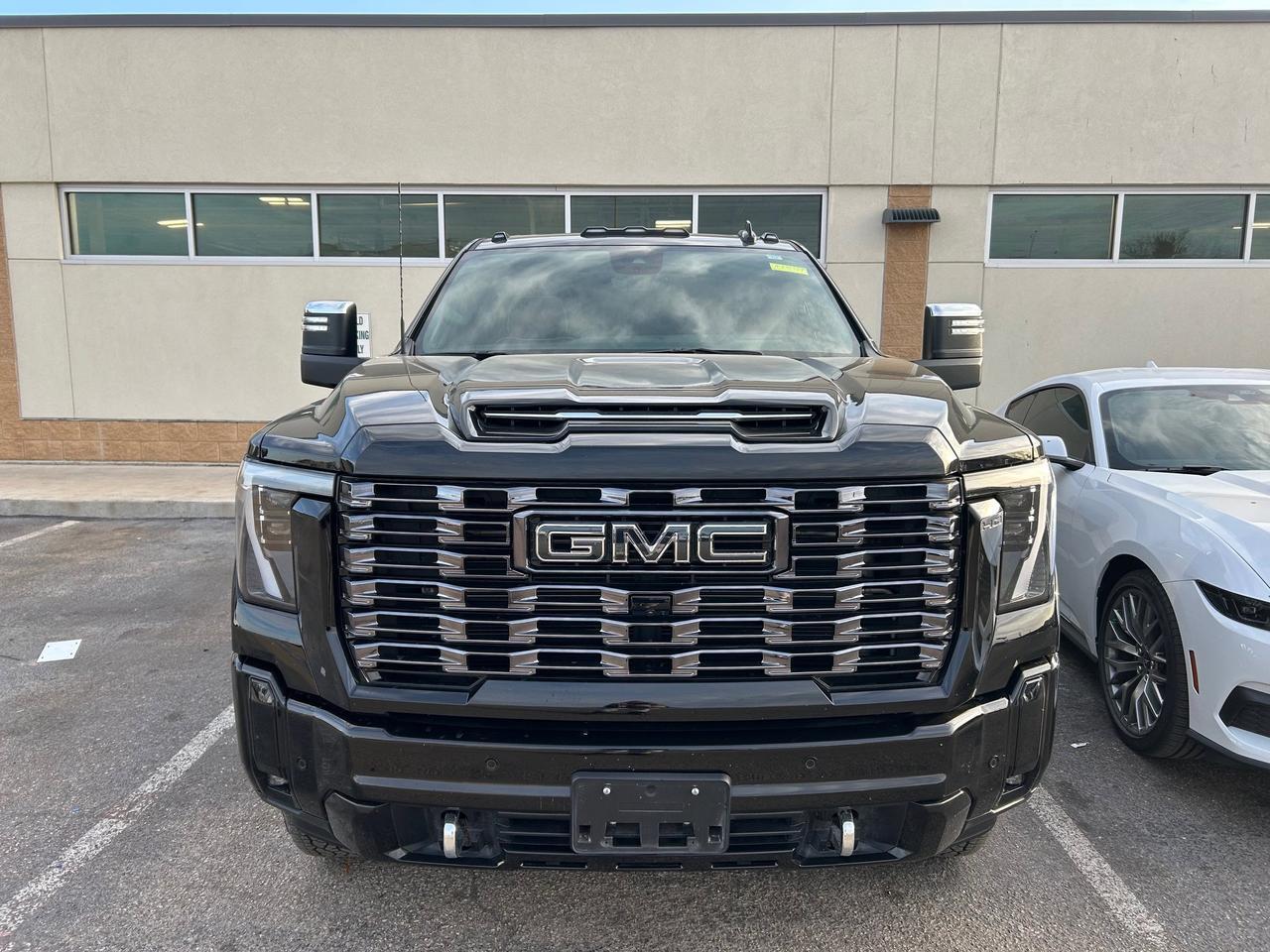 2025 GMC Sierra 2500HD Denali Ultimate