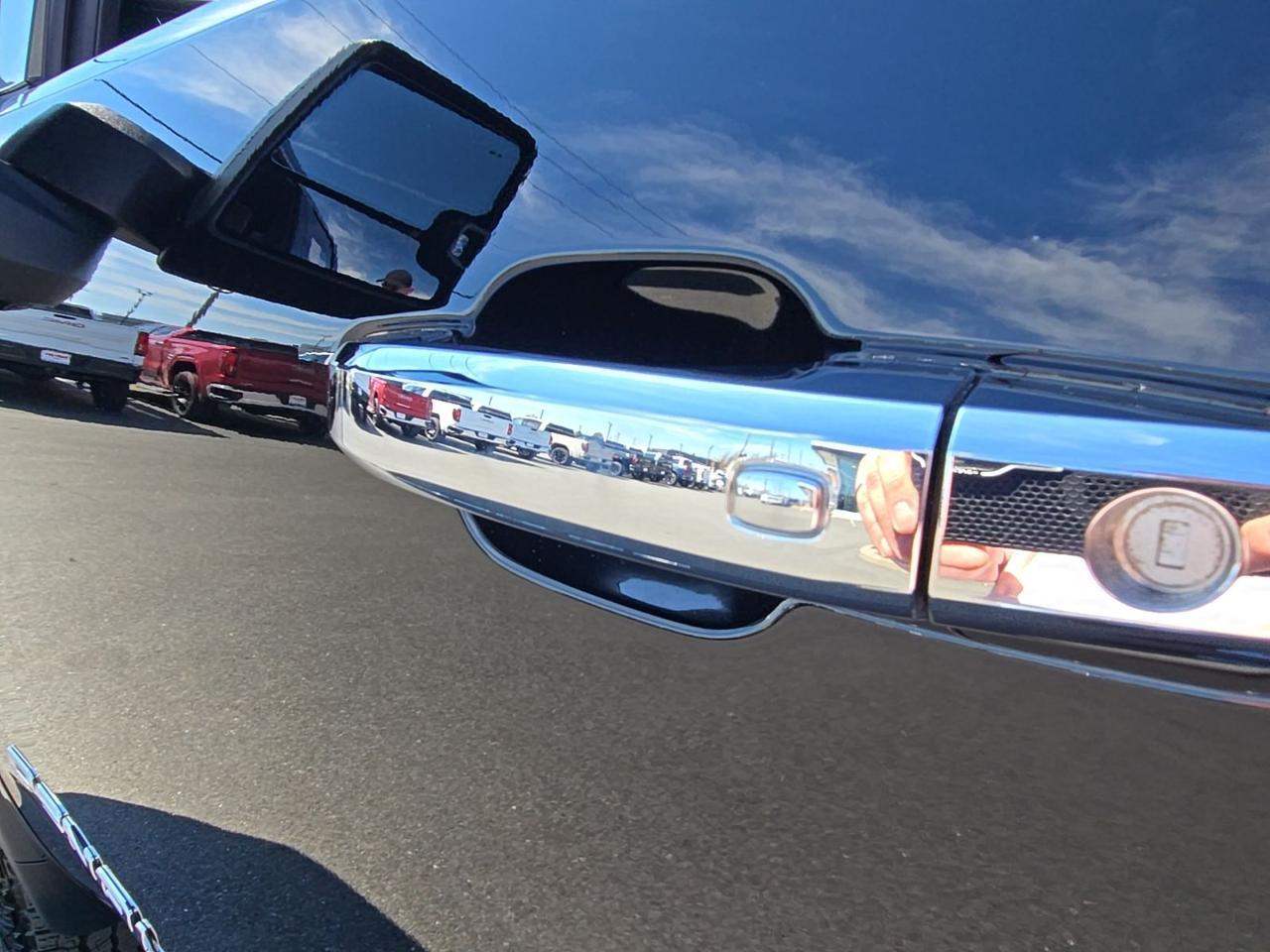 2025 GMC Sierra 2500HD Denali Ultimate Fredericksburg VA