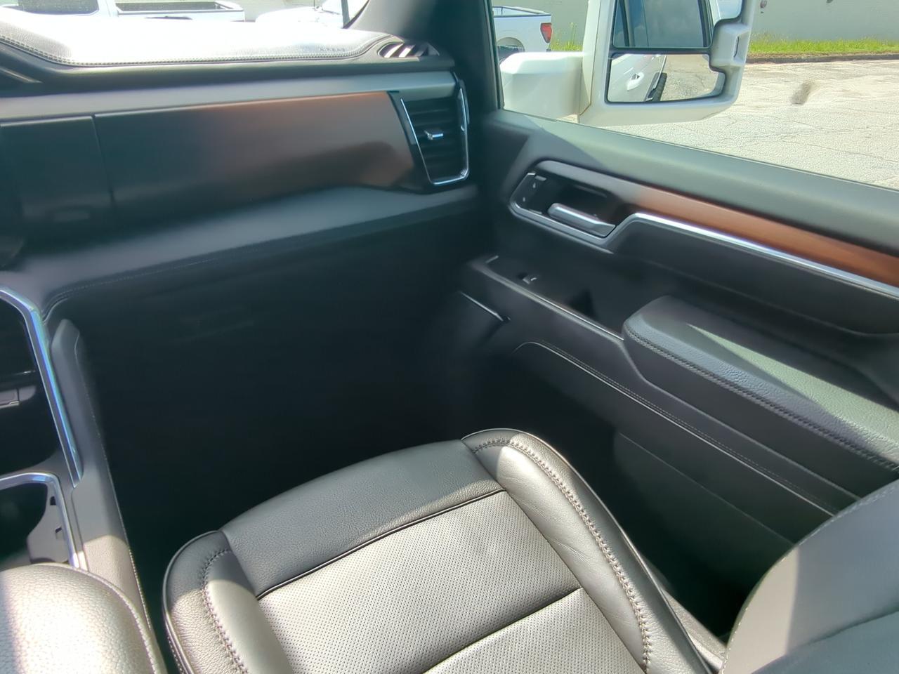 2025 GMC Sierra 2500HD Denali Winder GA