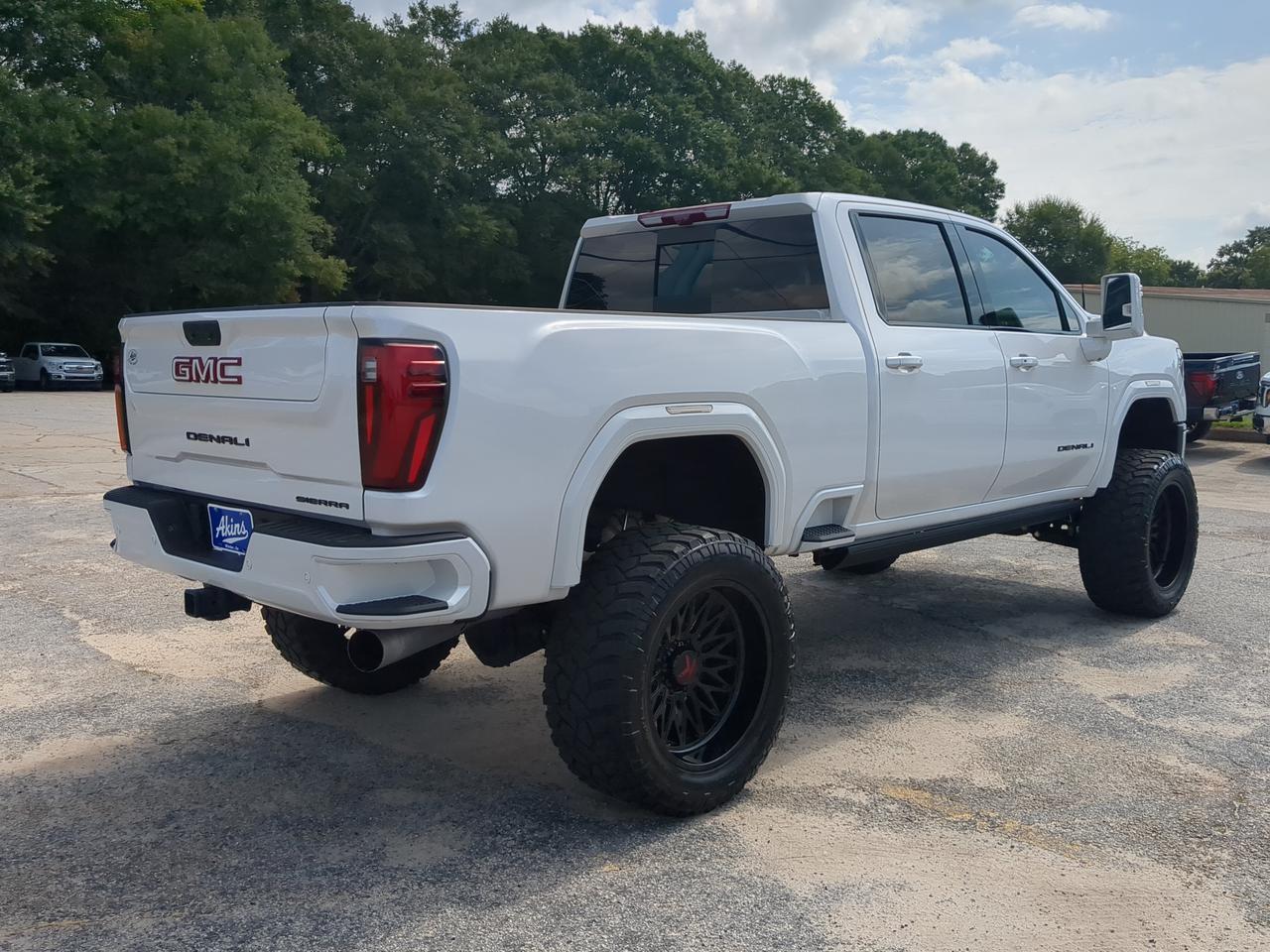 2025 GMC Sierra 2500HD Denali Winder GA