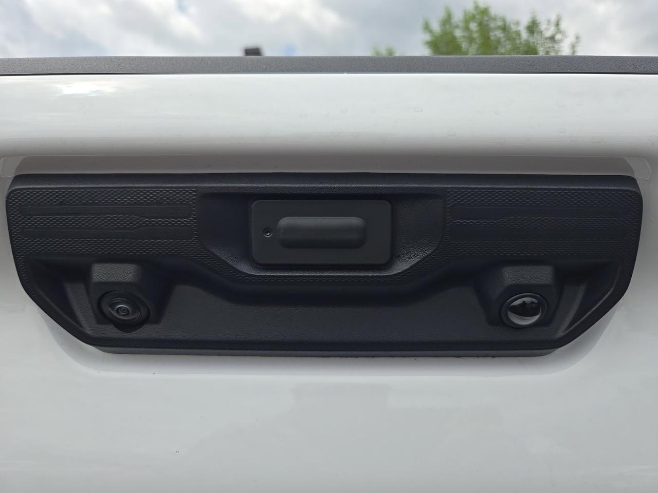2025 GMC Sierra 2500HD Pro Fredericksburg VA