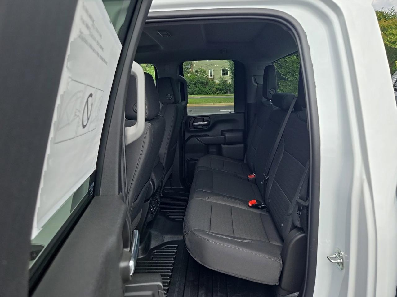 2025 GMC Sierra 2500HD Pro Fredericksburg VA