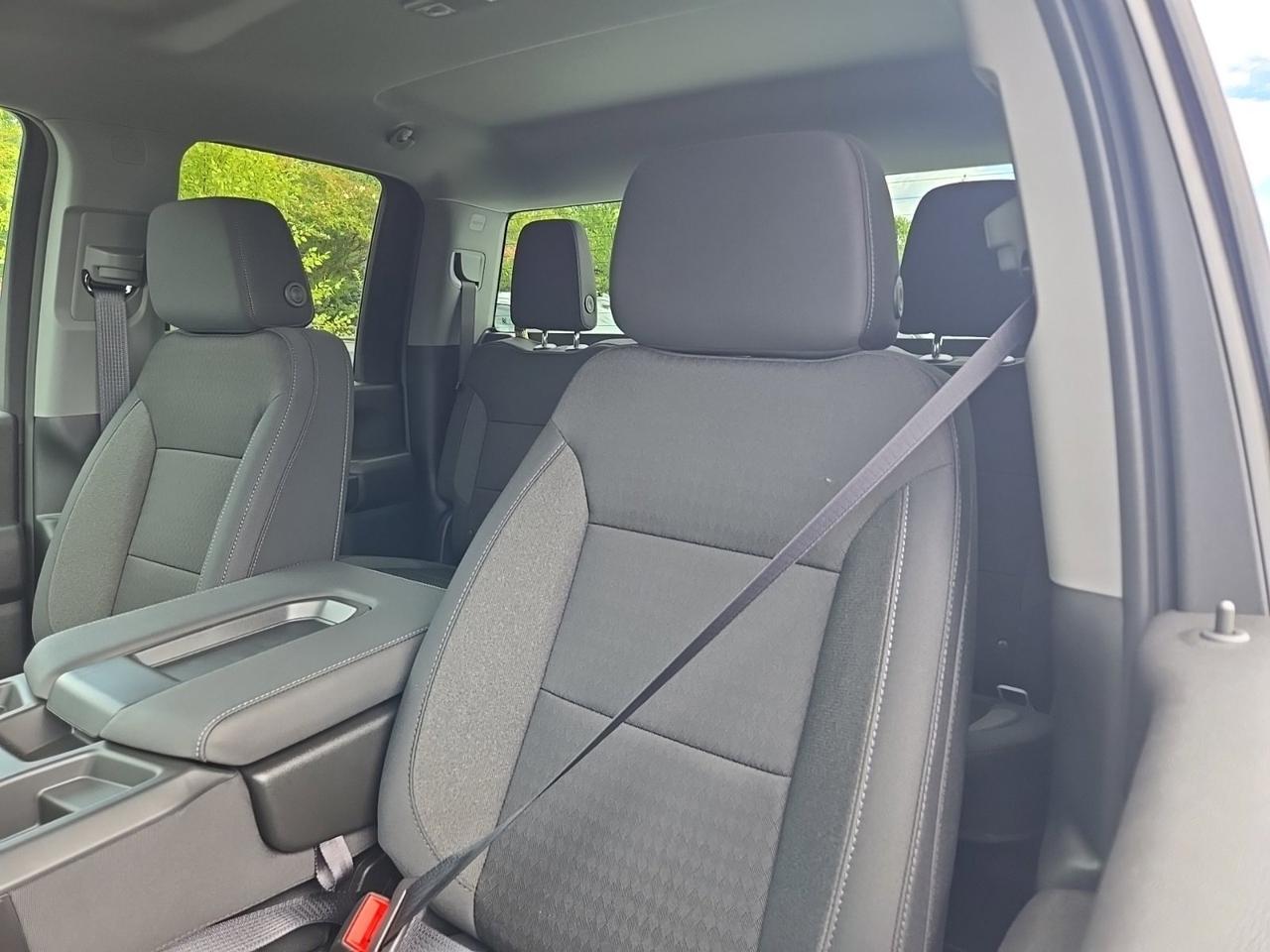 2025 GMC Sierra 2500HD Pro Fredericksburg VA