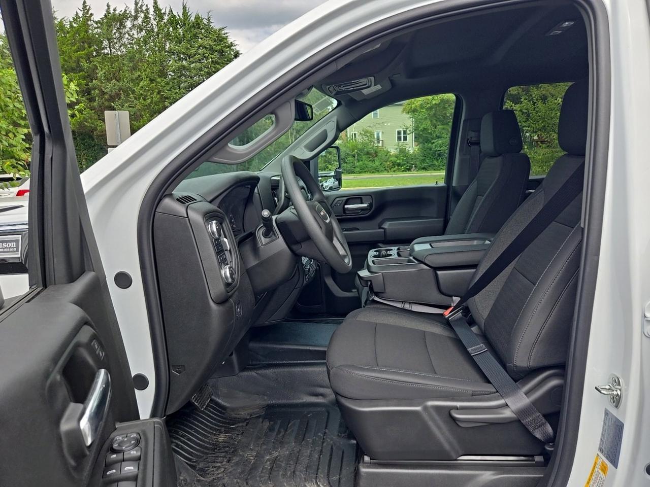 2025 GMC Sierra 2500HD Pro Fredericksburg VA