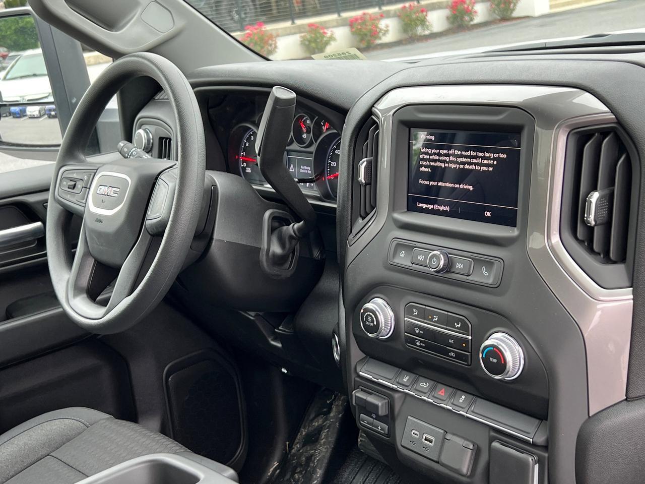 2025 GMC Sierra 2500HD Pro Hagerstown MD