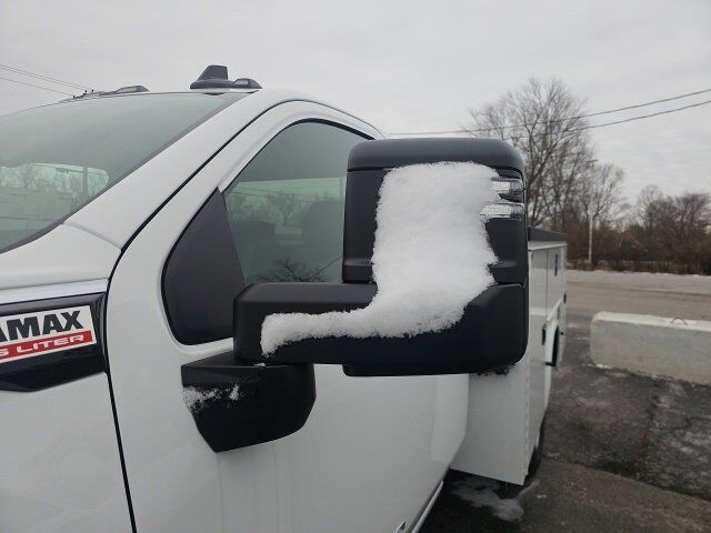 2025 GMC Sierra 3500 HD Chassis Cab Pro Carbondale IL