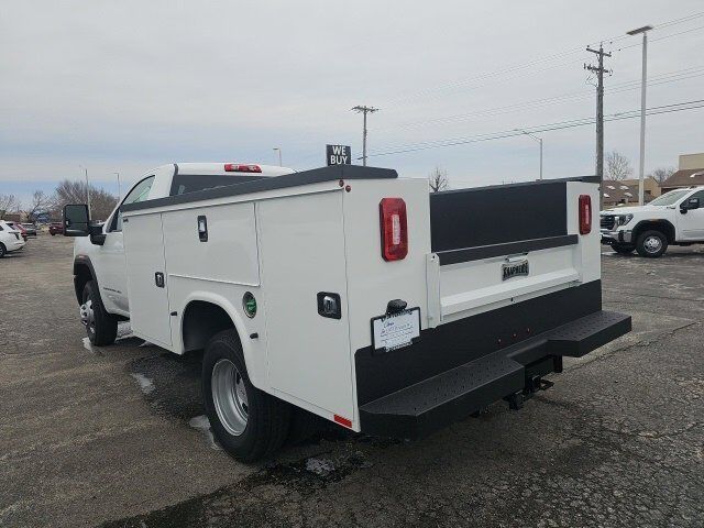 2025 GMC Sierra 3500 HD Chassis Cab Pro Carbondale IL