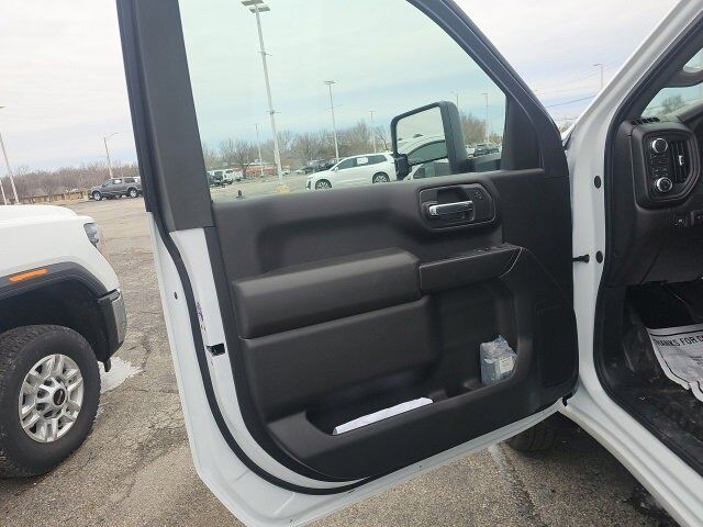 2025 GMC Sierra 3500 HD Chassis Cab Pro Carbondale IL