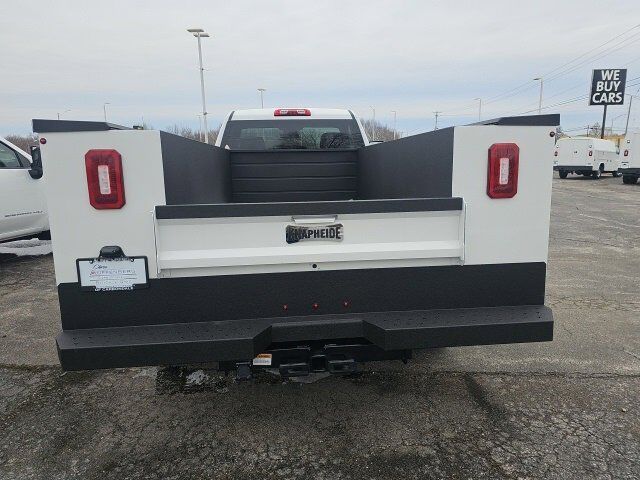 2025 GMC Sierra 3500 HD Chassis Cab Pro Carbondale IL