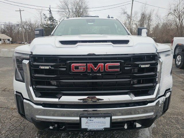 2025 GMC Sierra 3500 HD Chassis Cab Pro Carbondale IL