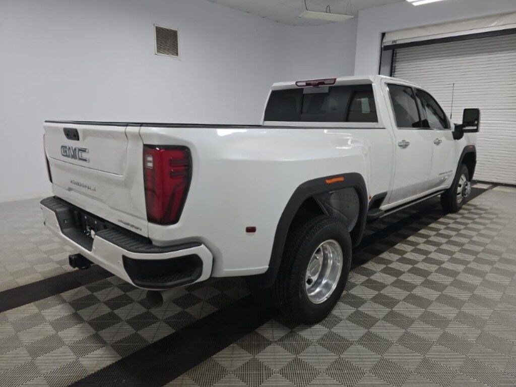2025 GMC Sierra 3500HD Fond du Lac WI