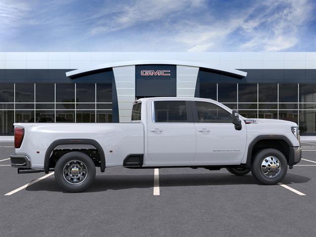 2025 GMC Sierra 3500HD 4WD Crew Cab Long Bed SLE Seaside CA