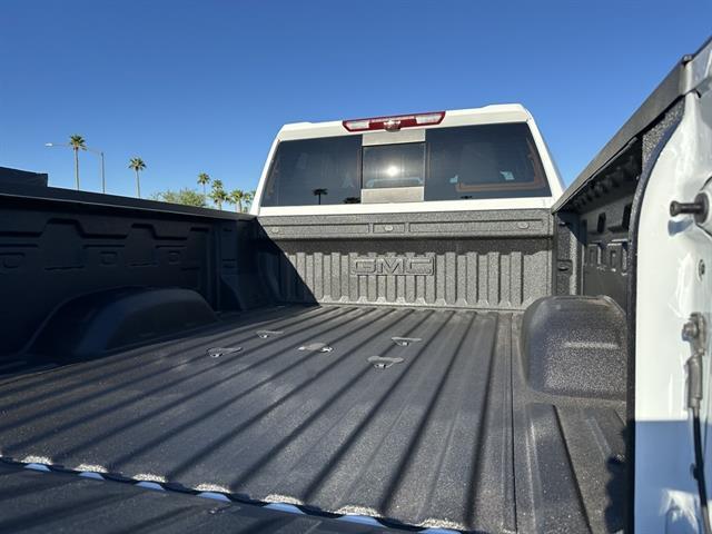 2025 GMC Sierra 3500HD 4WD Crew Cab Standard Bed AT4 Tucson AZ