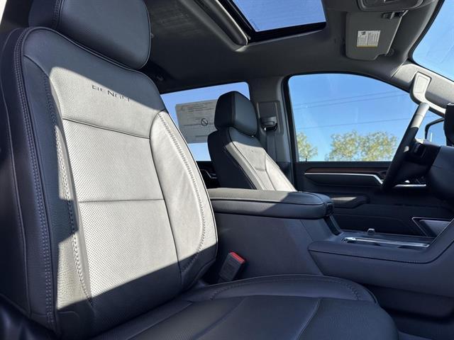 2025 GMC Sierra 3500HD 4WD Crew Cab Standard Bed Denali Tucson AZ