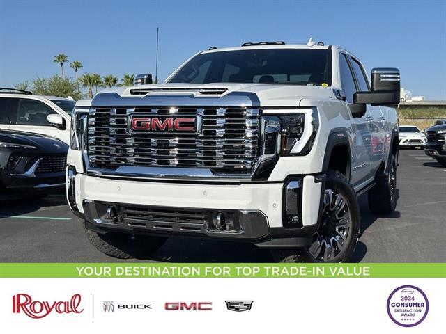 2025 GMC Sierra 3500HD 4WD Crew Cab Standard Bed Denali
