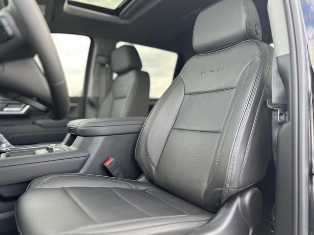 2025 GMC Sierra 3500HD 4WD Crew Cab Standard Bed Denali Tucson AZ