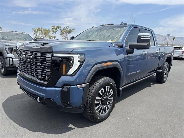 2025 GMC Sierra 3500HD 4WD Crew Cab Standard Bed Denali Ultimat Tucson AZ