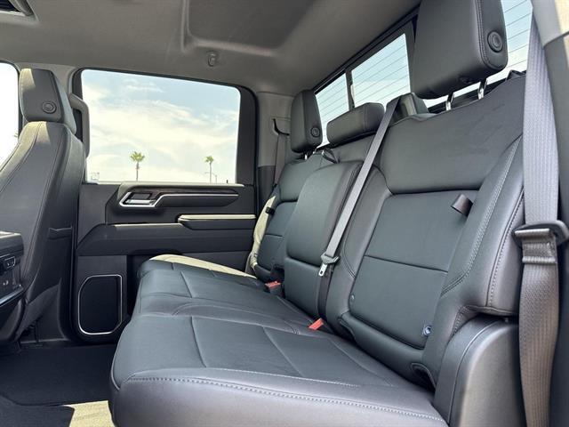 2025 GMC Sierra 3500HD 4WD Crew Cab Standard Bed SLT Tucson AZ