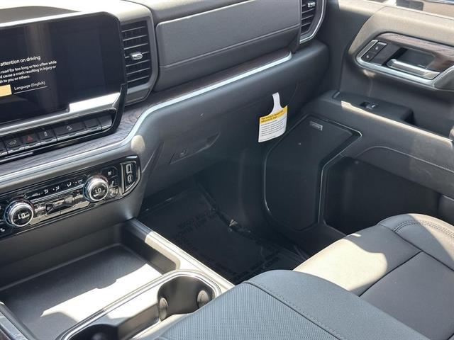 2025 GMC Sierra 3500HD 4WD Crew Cab Standard Bed SLT Tucson AZ