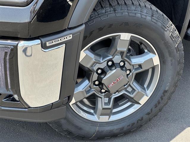 2025 GMC Sierra 3500HD 4WD Crew Cab Standard Bed SLT Tucson AZ