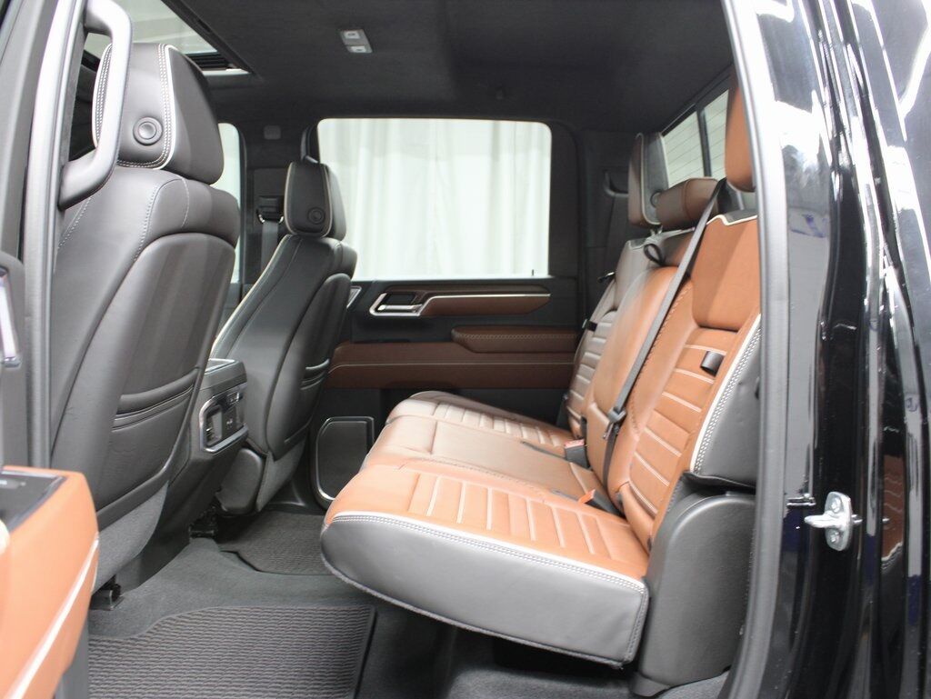 2025 GMC Sierra 3500HD 4x4 Crew Cab Denali Ultimate SRW Fond du Lac WI