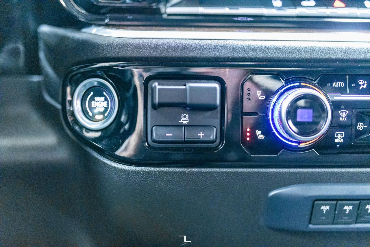 2025 GMC Sierra 3500HD 4x4 Crew Cab SLE X31 Deck Nav Red Deer AB