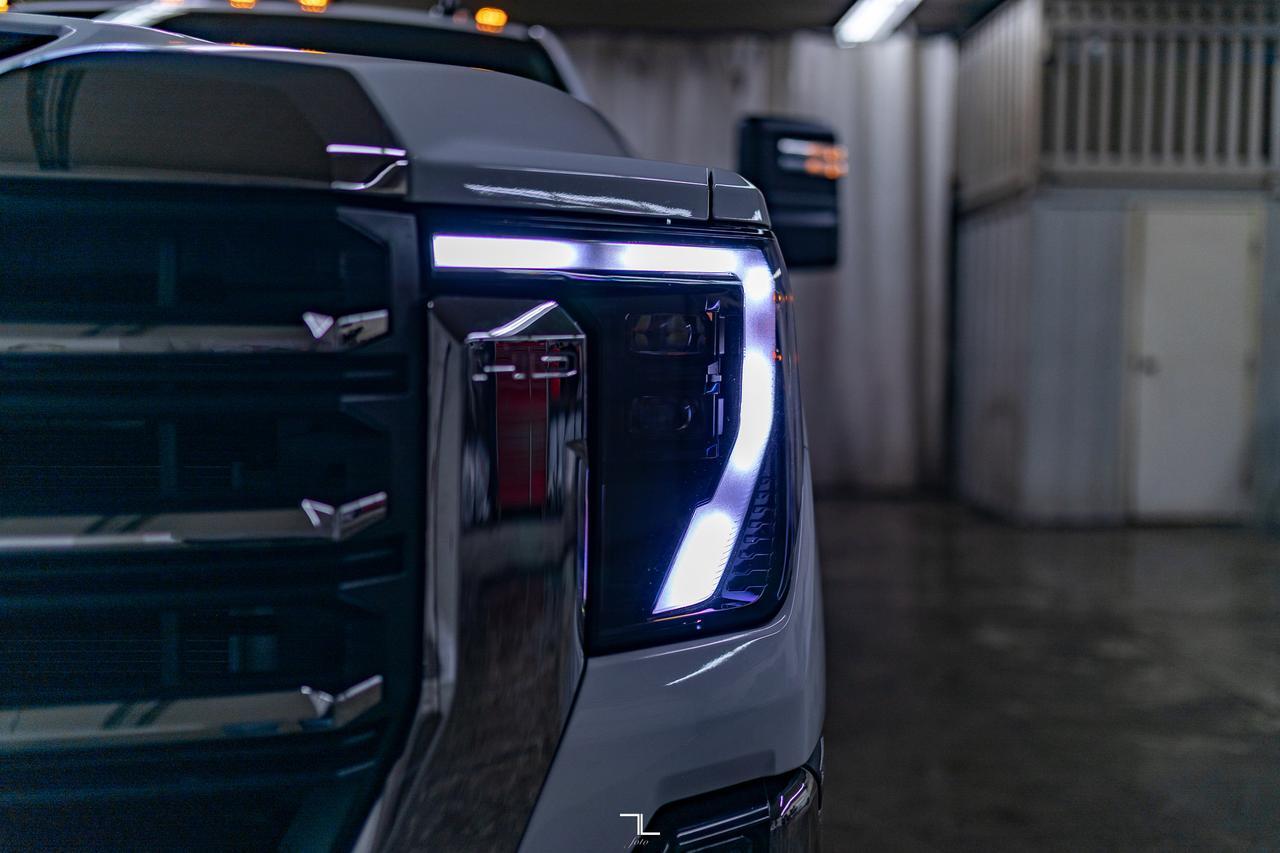 2025 GMC Sierra 3500HD 4x4 Crew Cab SLE X31 Deck Nav Red Deer AB