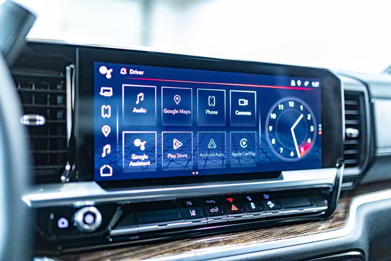 2025 GMC Sierra 3500HD 4x4 Crew Cab SLE X31 Deck Nav Red Deer AB