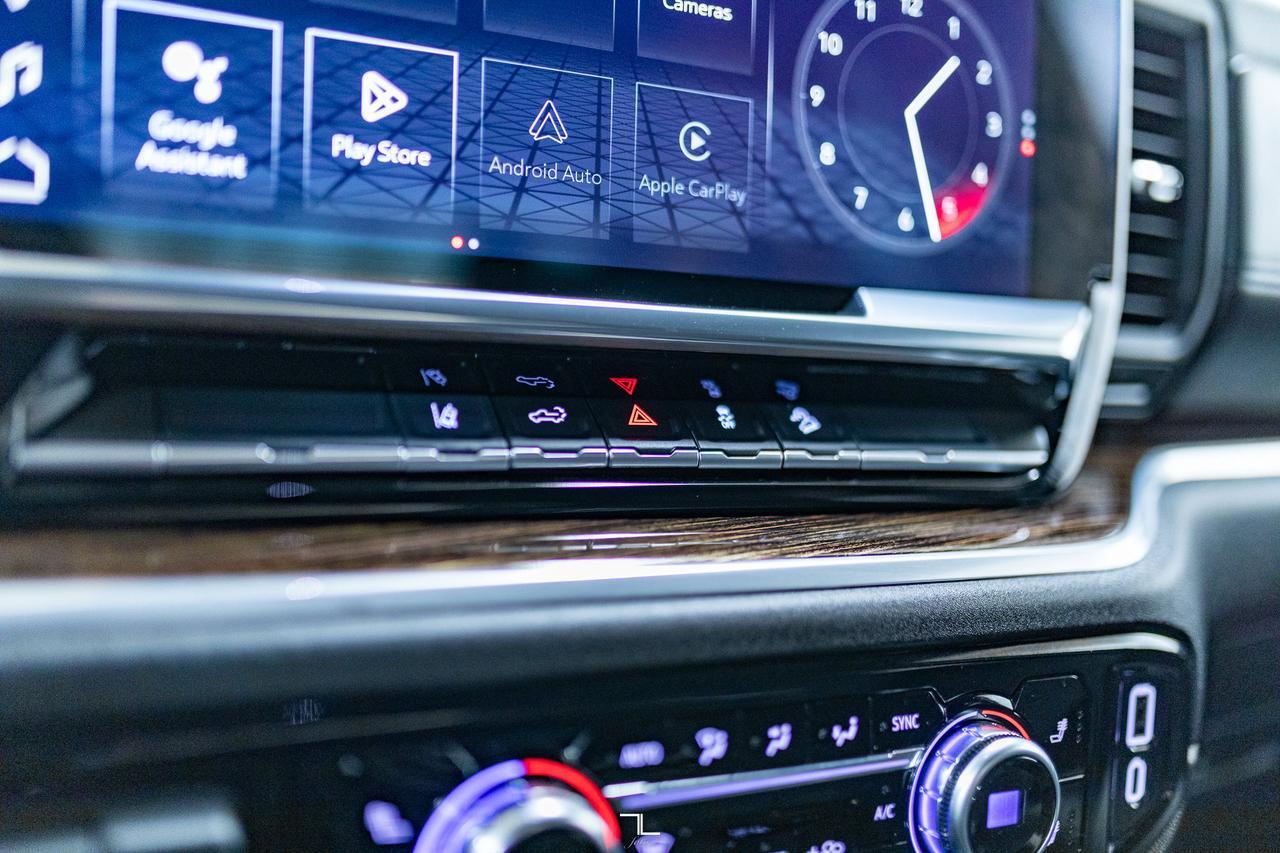 2025 GMC Sierra 3500HD 4x4 Crew Cab SLE X31 Deck Nav Red Deer AB