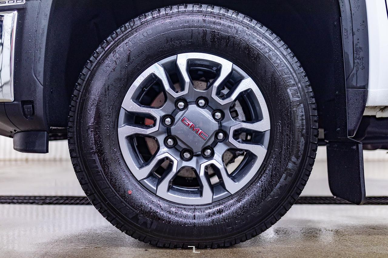 2025 GMC Sierra 3500HD 4x4 Crew Cab SLE X31 Deck Nav Red Deer AB