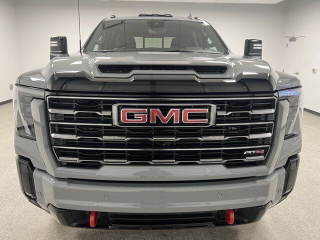 2025 GMC Sierra 3500HD AT4
