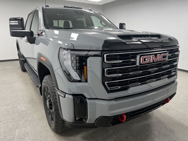 2025 GMC Sierra 3500HD AT4