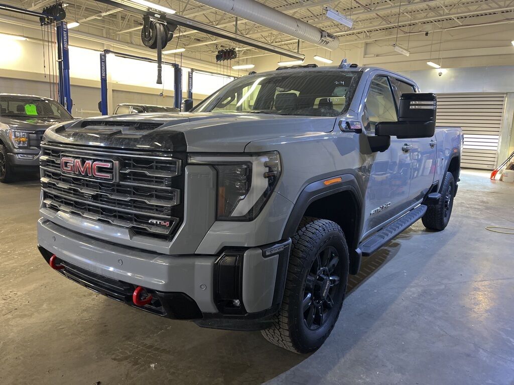 2025 GMC Sierra 3500HD AT4