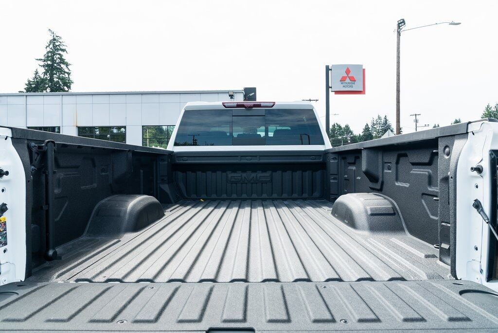 2025 GMC Sierra 3500HD AT4 Milwaukie OR